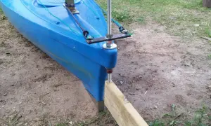 Jak zamontować silnik elektryczny do kajaka? Kompletny poradnik