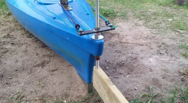 Jak zamontować silnik elektryczny do kajaka? Kompletny poradnik