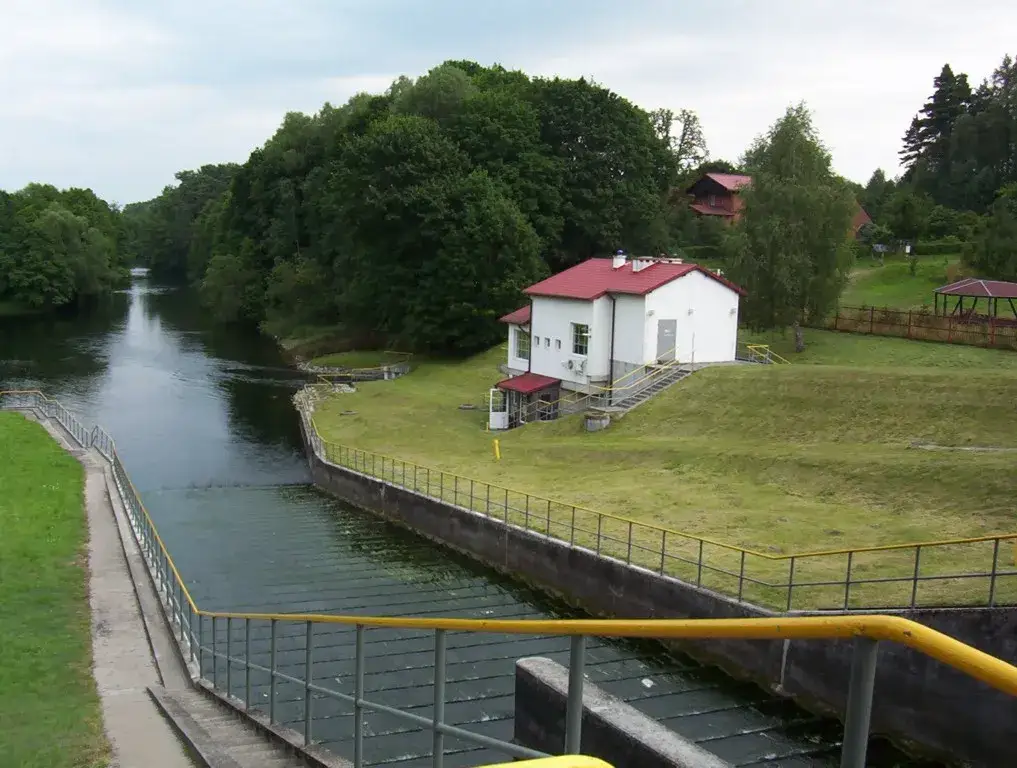 Zapora wodna Mylof Wielki Kanał Brdy